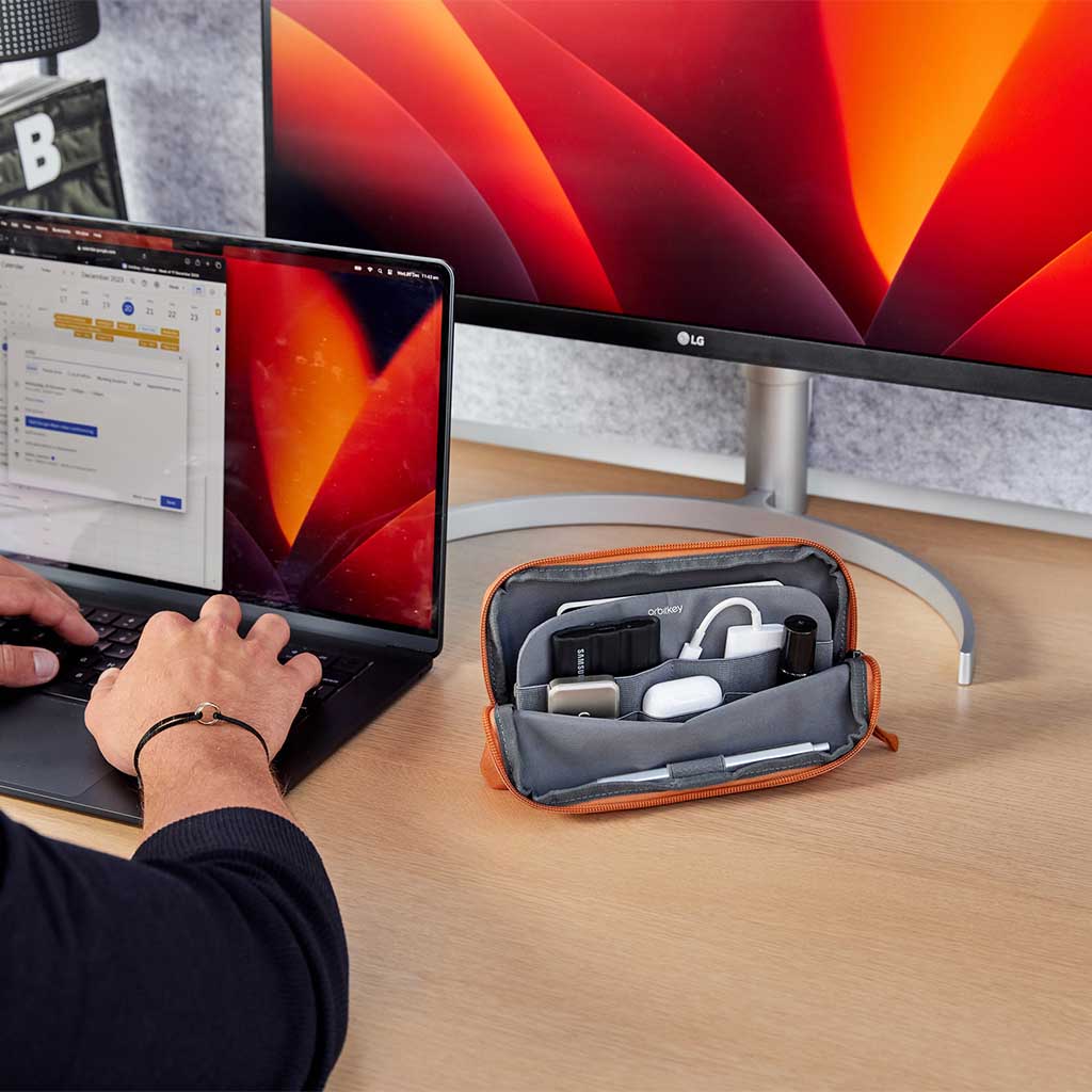 2-in-1 Tech Pouch - Image 7