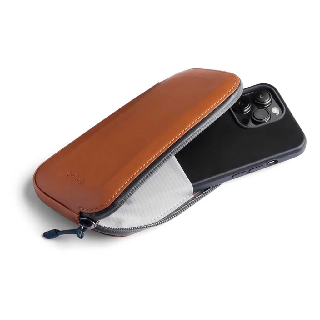 All-Conditions Phone Pocket - Image 4