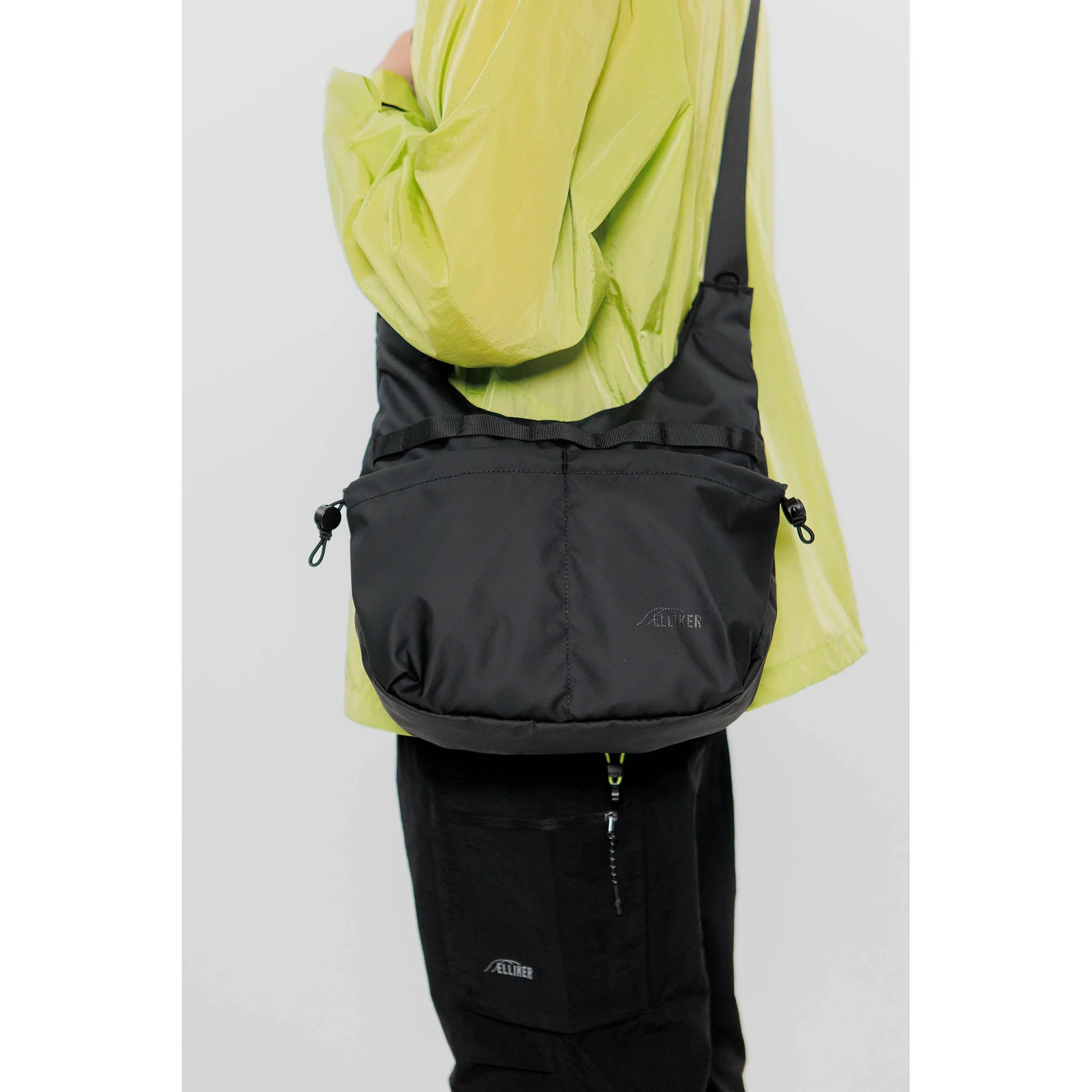 Bain Sling Bag - Image 2