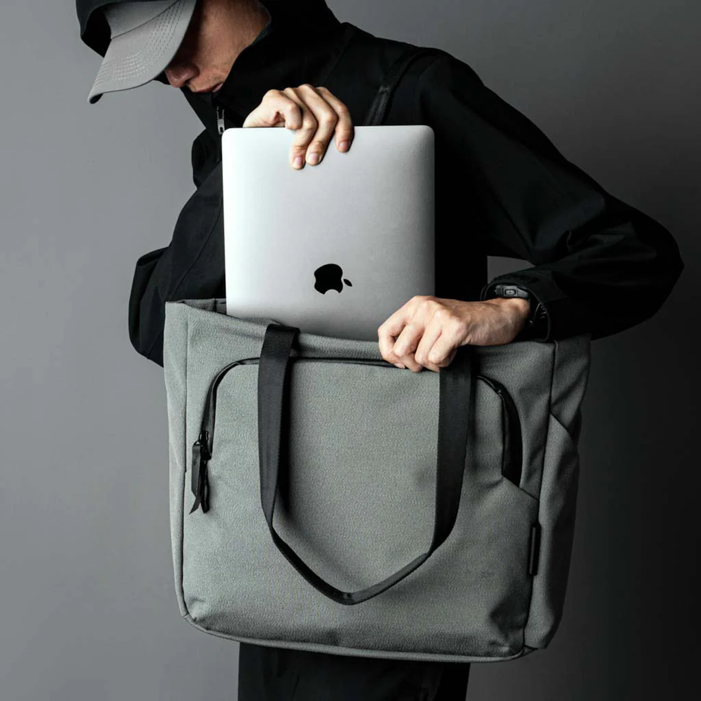 Bravo Tote - Image 31
