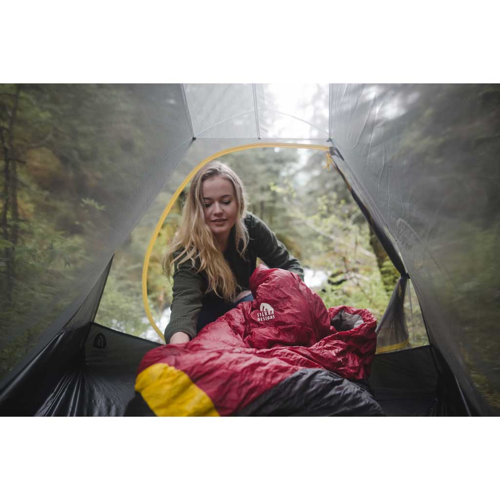Cloud 800F 20°F Sleeping Bag | Women's - Image 4