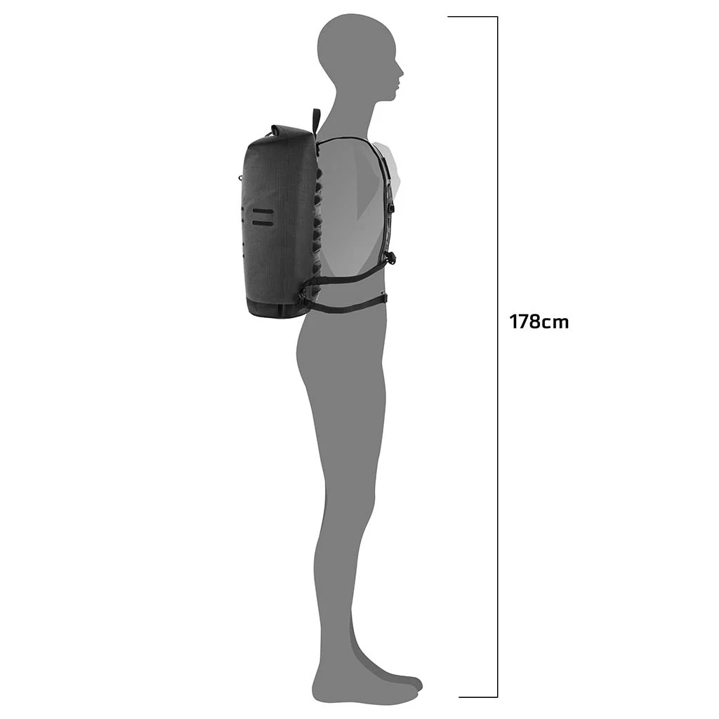 Commuter Daypack 21L - Image 13