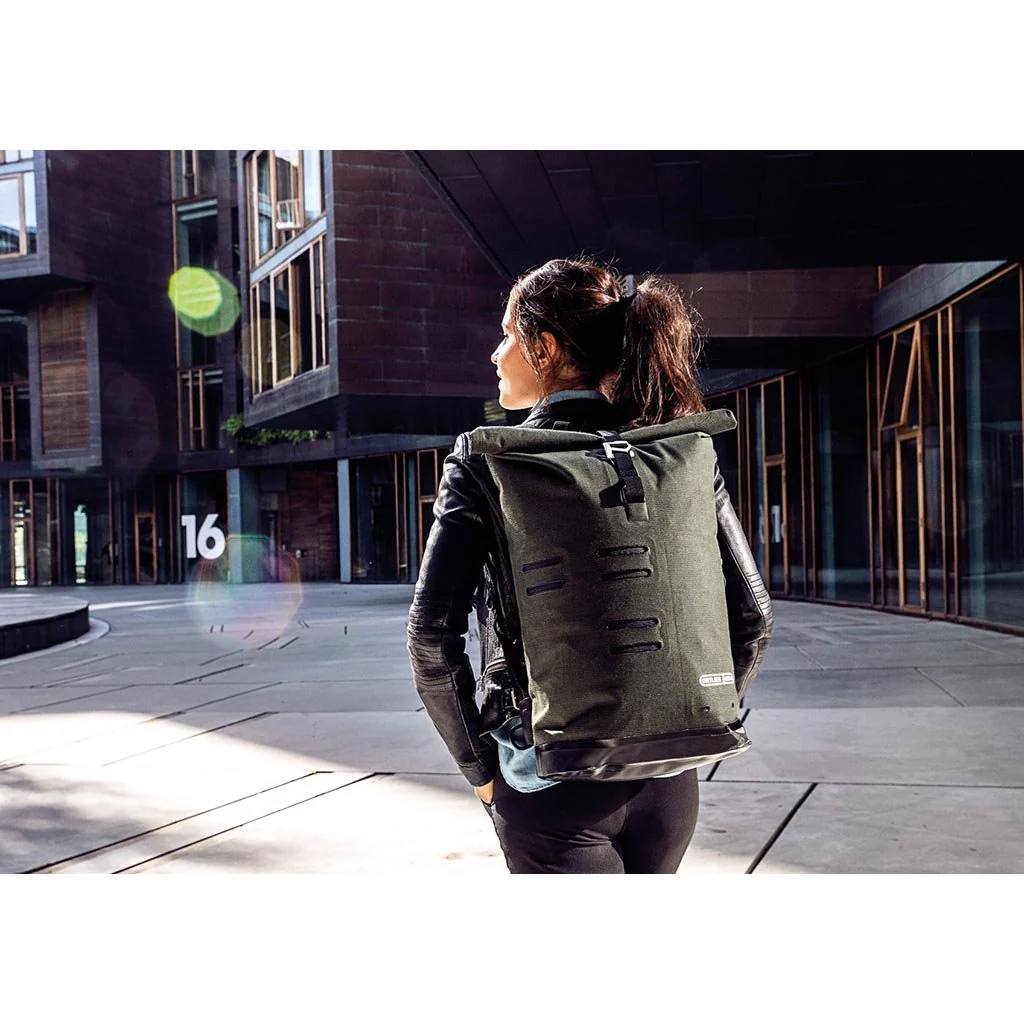Commuter Daypack Urban 21L - Image 14