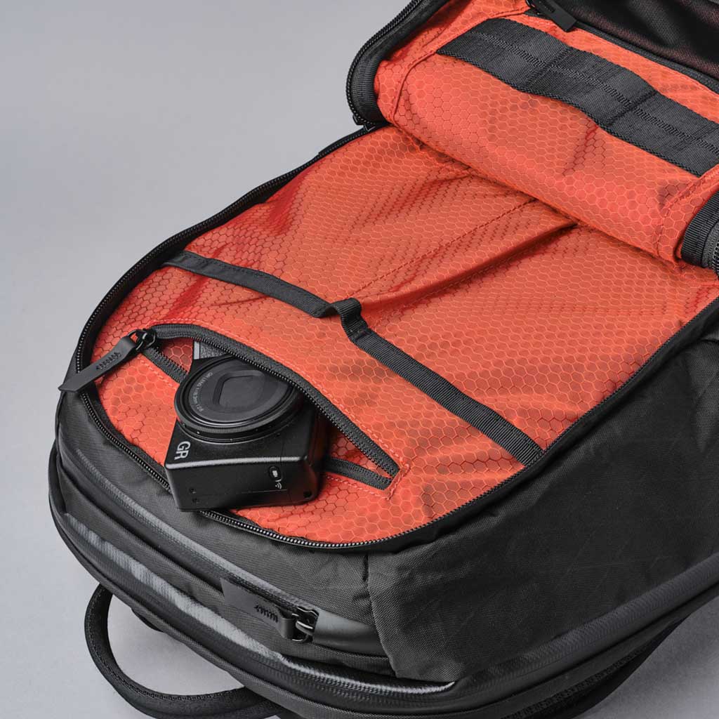 Elements Backpack Pro - Image 27