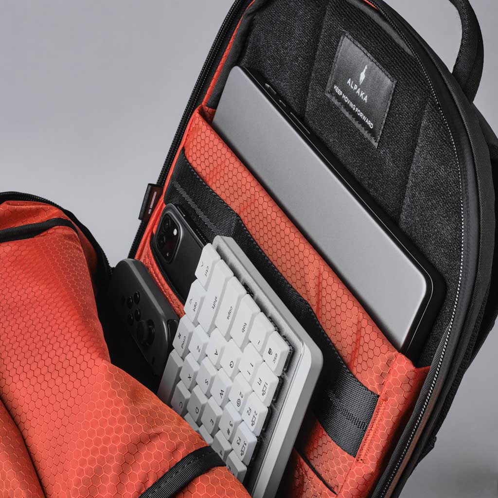 Elements Backpack Pro - Image 31