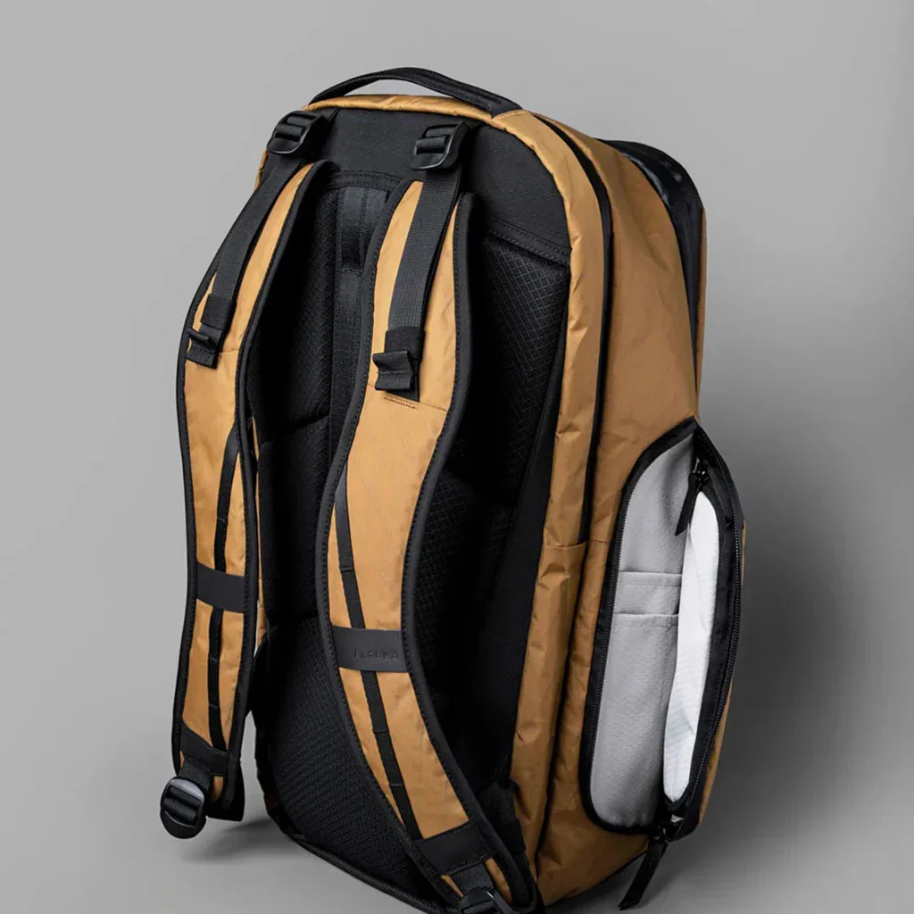 Elements Travel Backpack | SMALL DEFECT SALE - Image 7