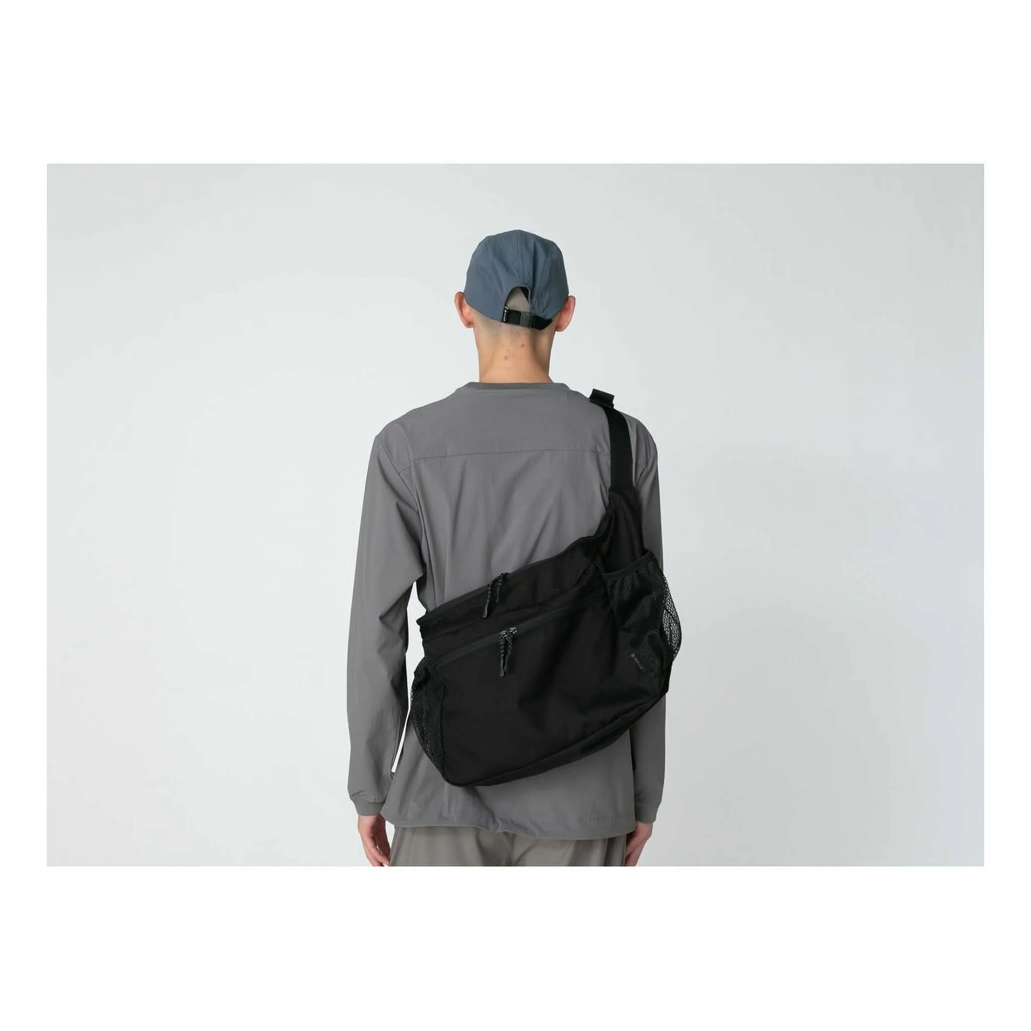 Everyday Use Middle Shoulder Bag - Image 13