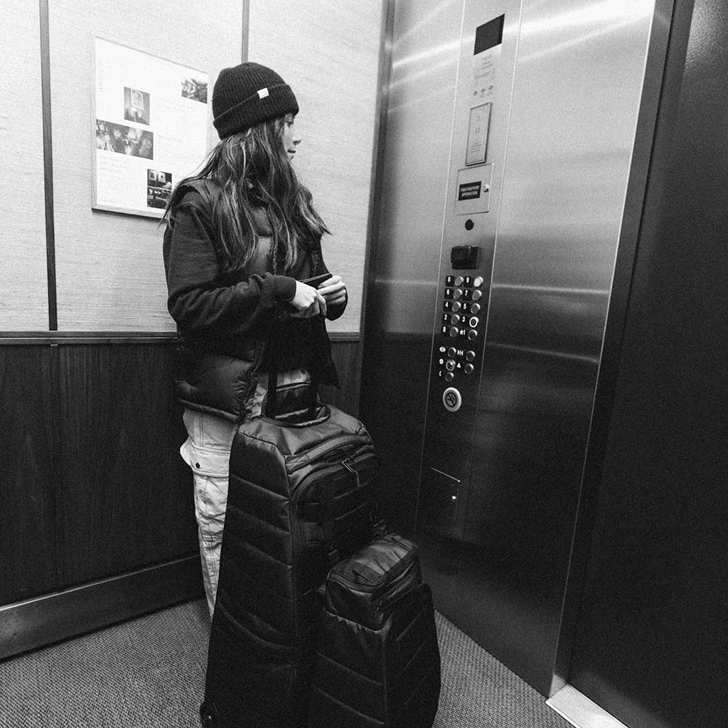 Hugger Roller Bag Check-In 90 - Image 18