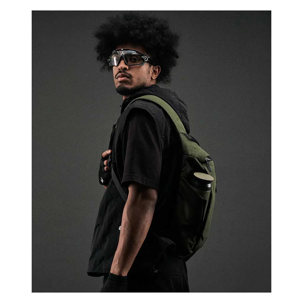 Metro Crossbody | Left Shoulder - Image 3