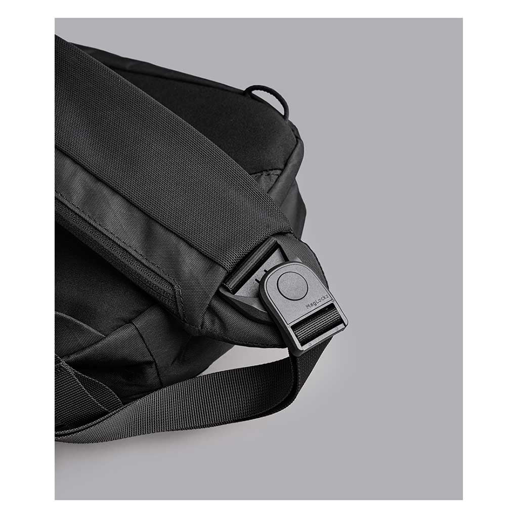 Metro Crossbody | Left Shoulder - Image 19