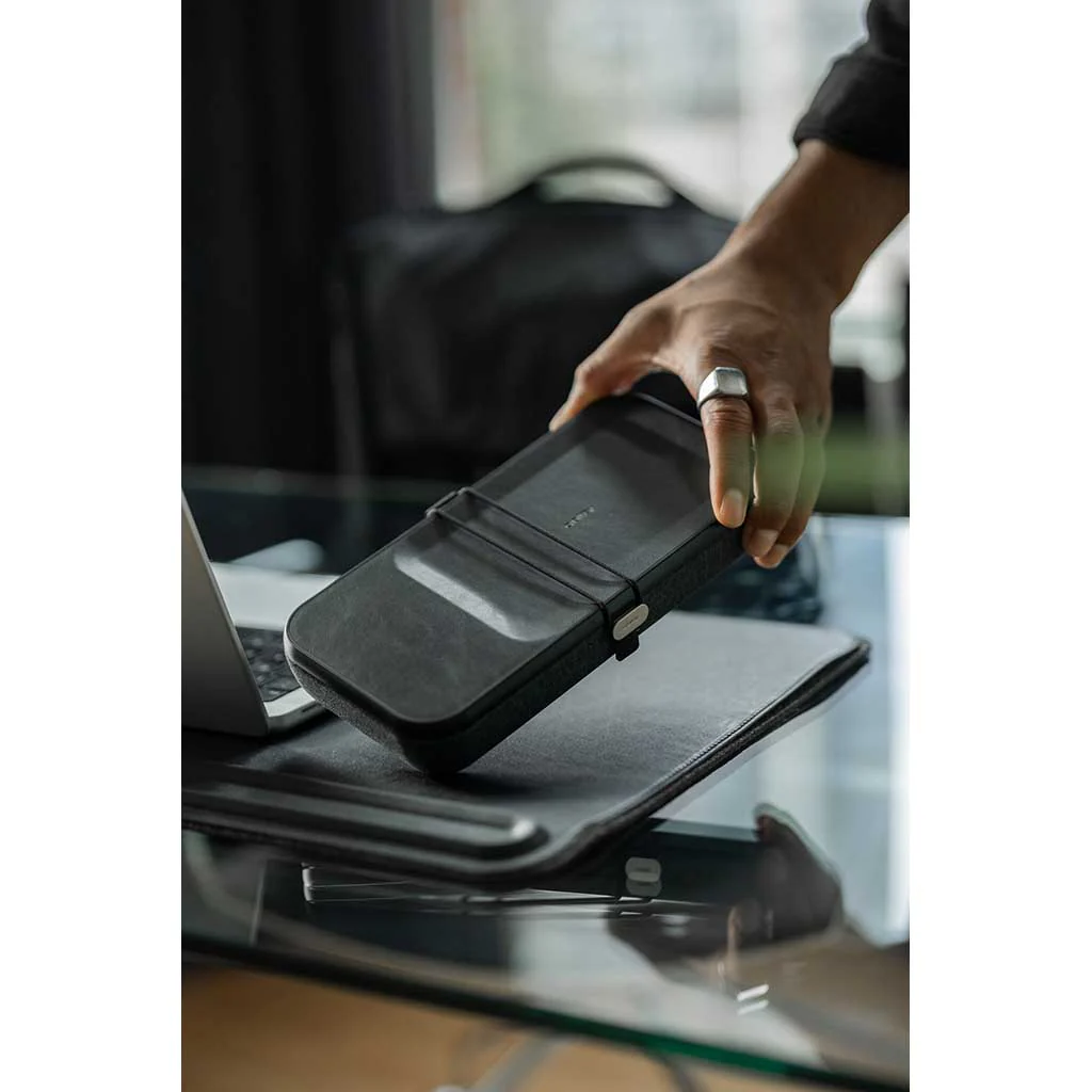 Nest v2 | Wireless Charging Case - Image 23