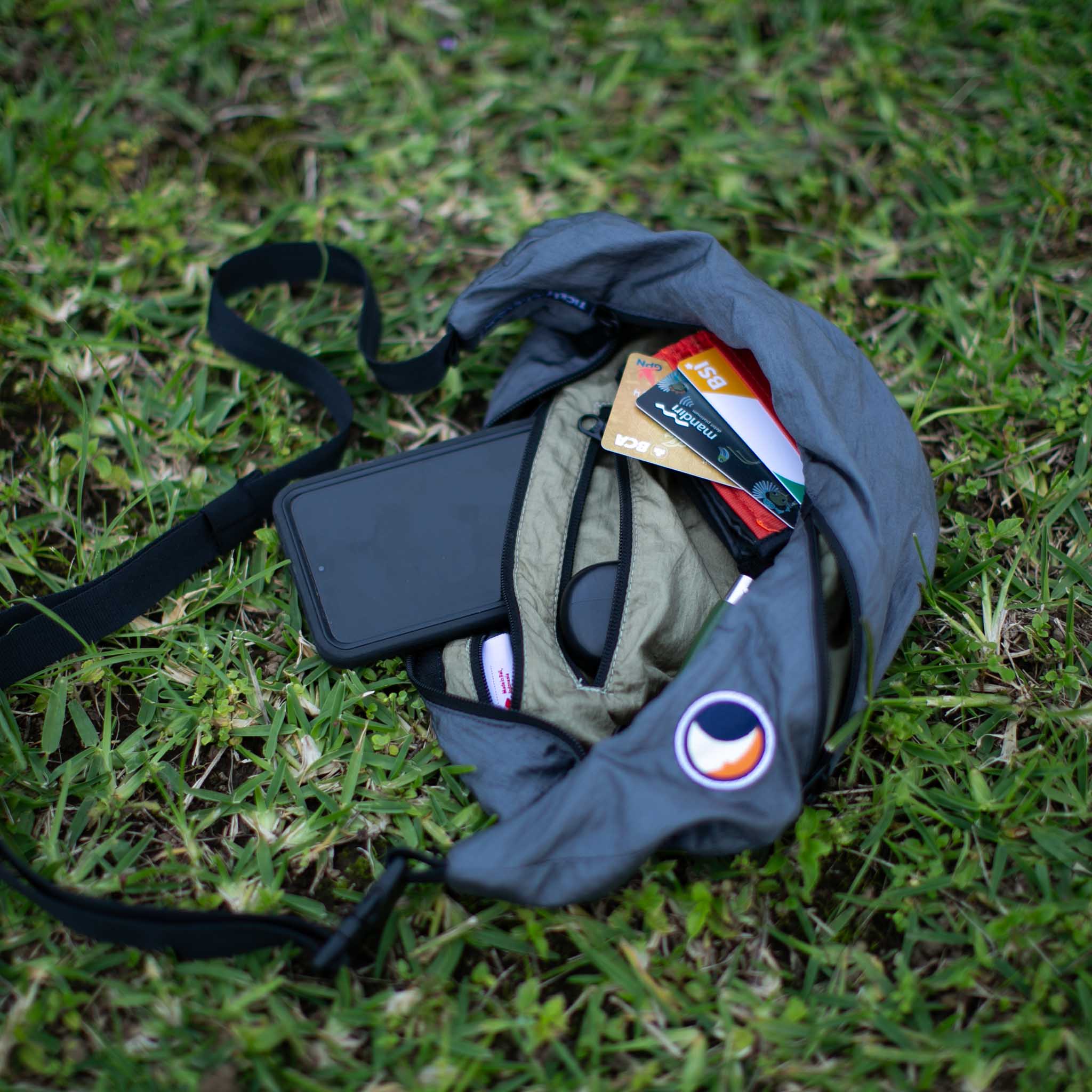 Sling Bag Basic - Image 12