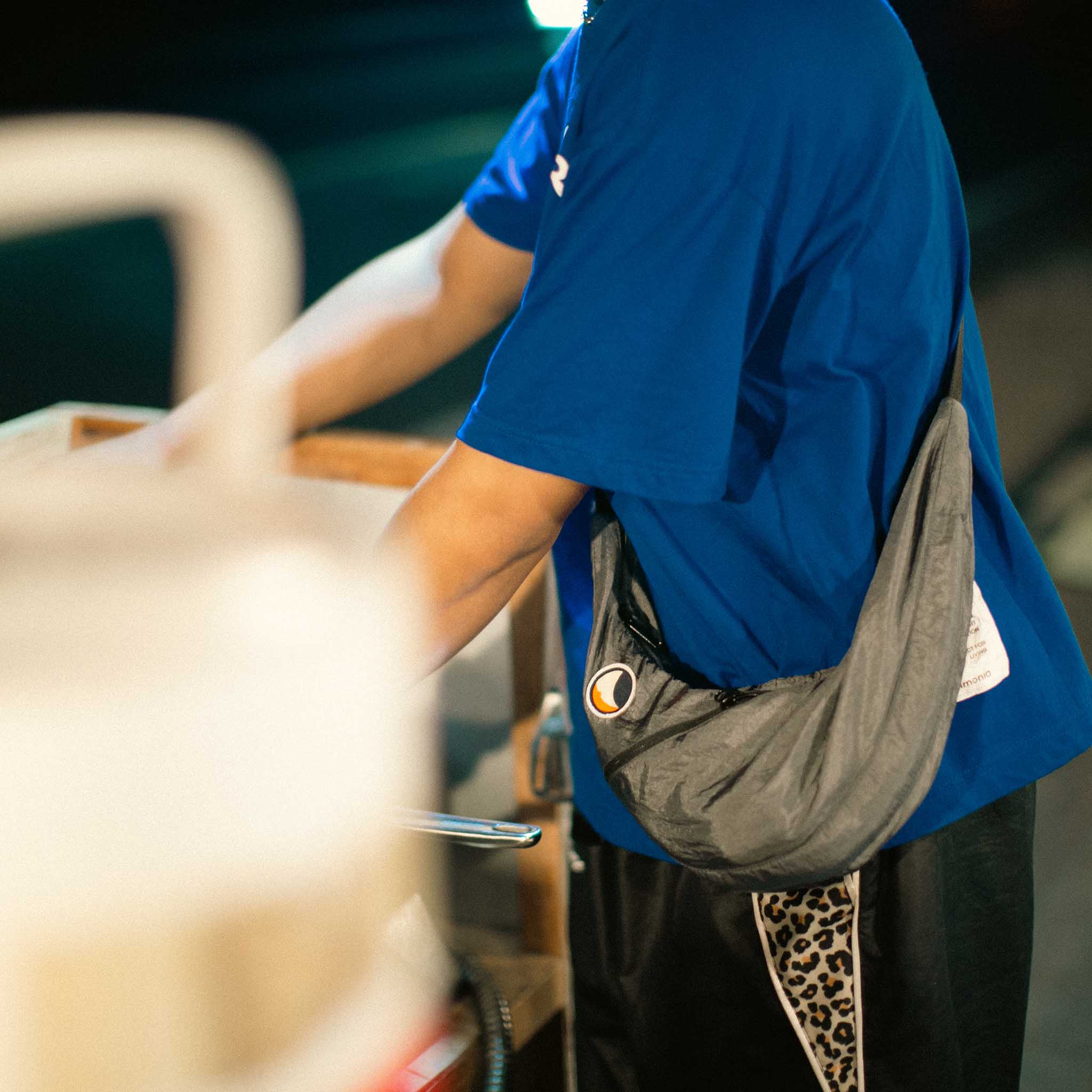 Sling Bag Basic - Image 17