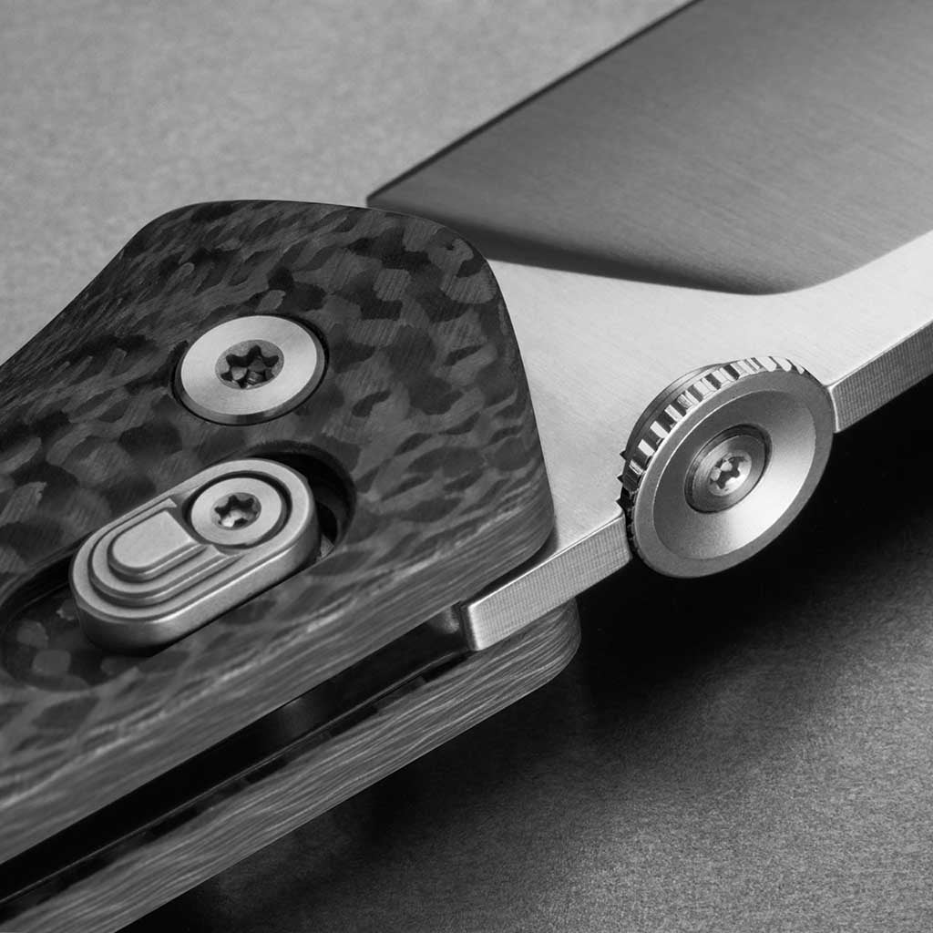 The Carter G10 | Carbon Fibre - Image 2