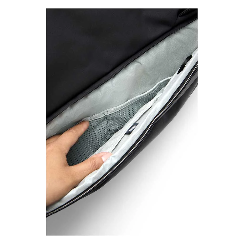 Travel Duffle 80L - Image 6