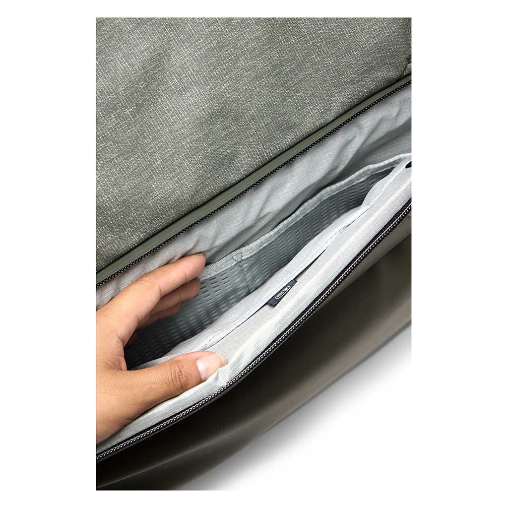 Travel Duffle 80L - Image 7