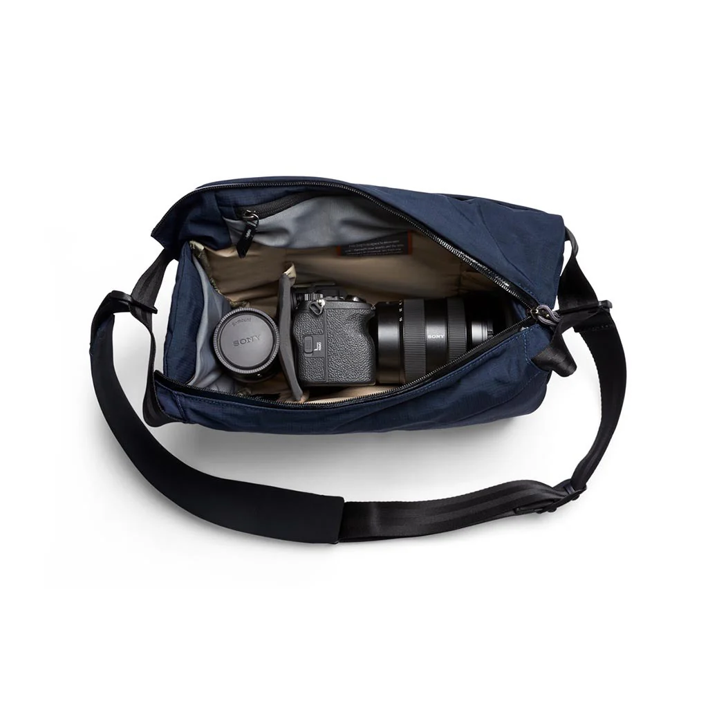 Venture Camera Sling 10L - Image 10