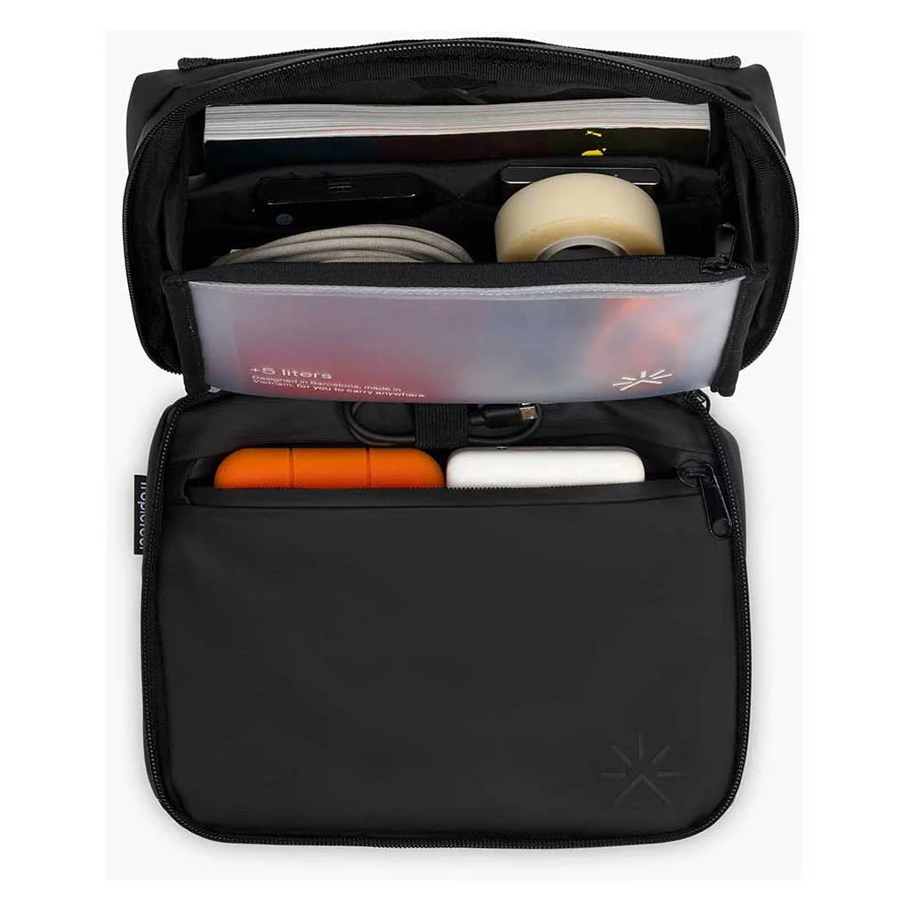 SEE Toiletry Bag - Image 4