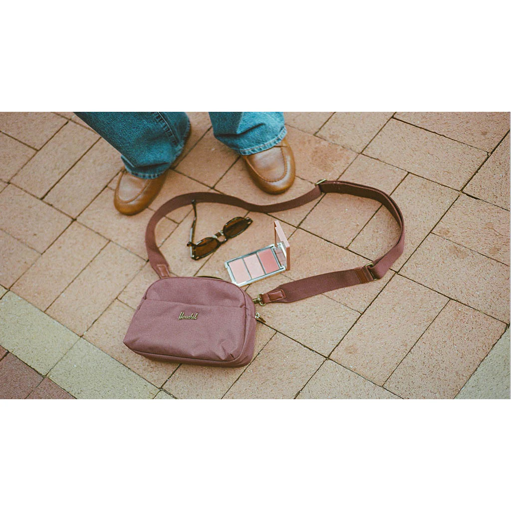 Yara Shoulder Bag - Image 9
